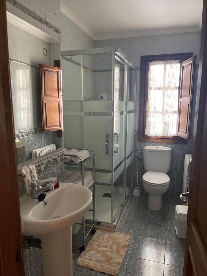 Casa Cardin Apartment Cangas de Onis Bagian luar foto
