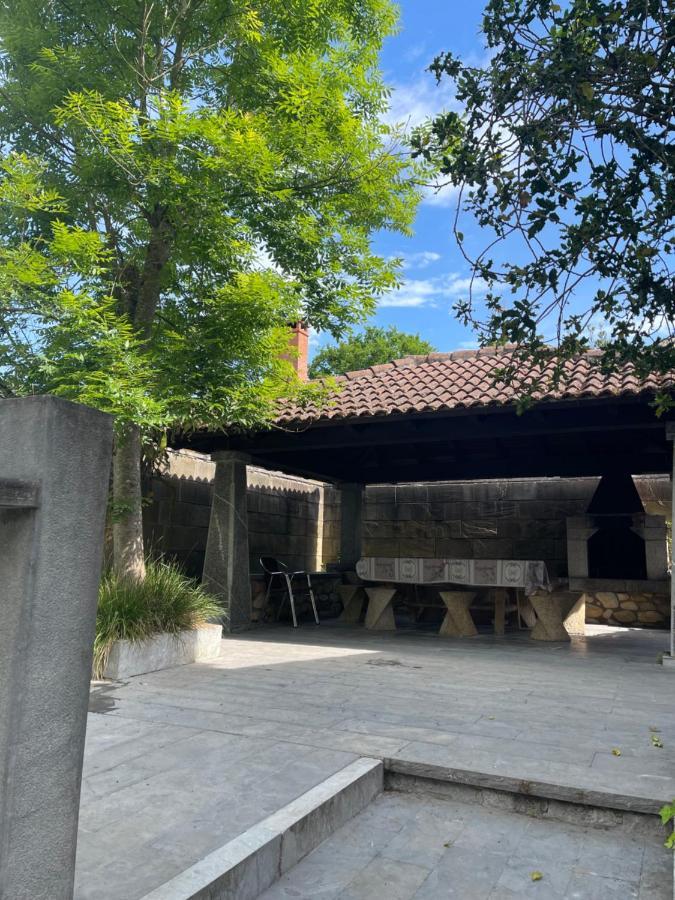 Casa Cardin Apartment Cangas de Onis Bagian luar foto