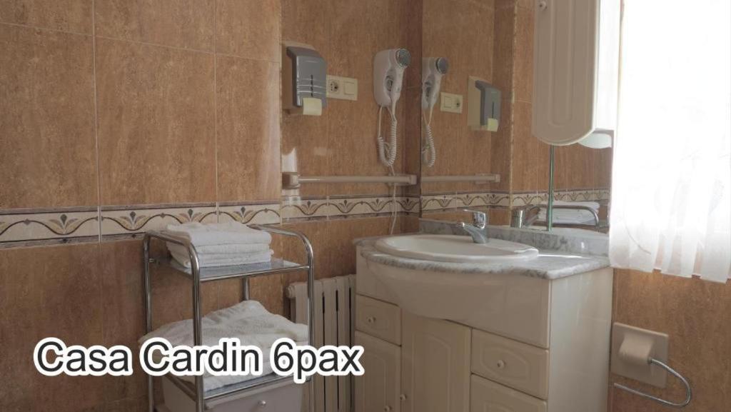 Casa Cardin Apartment Cangas de Onis Bagian luar foto